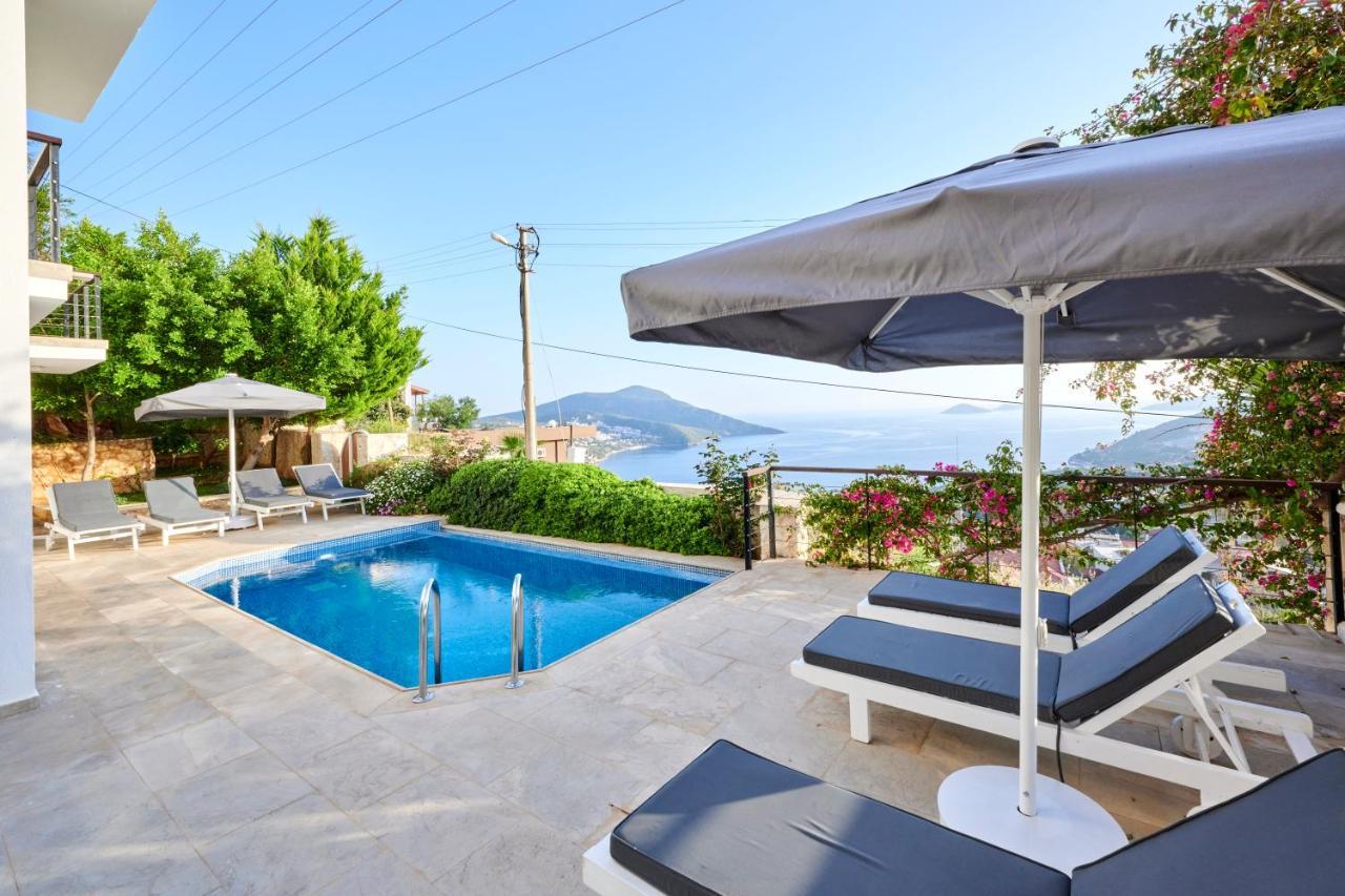 Luxus Villa Skyla Mit 5 Schlafzimmern & Meer-Blick Каш Екстериор снимка