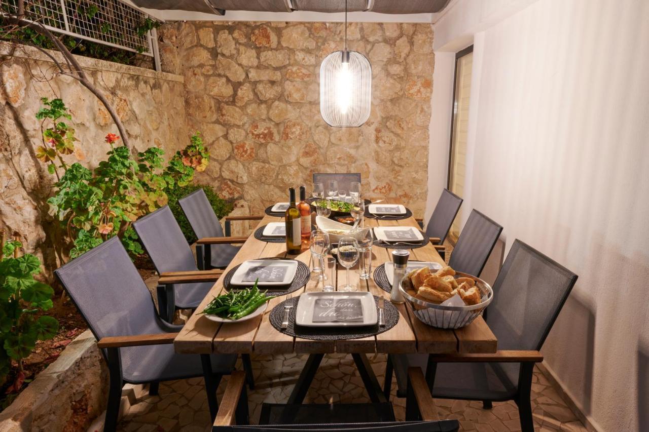 Luxus Villa Skyla Mit 5 Schlafzimmern & Meer-Blick Каш Екстериор снимка